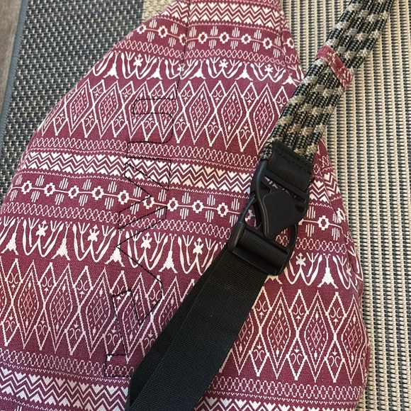 KAVU - Picture 7 of 7